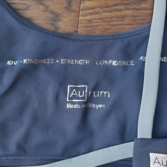 Aurum Believe sports bra size medium - Picture 5 of 5